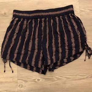 3 w/ flower 🌺 for $25 - Anthropologie Women’s Striped Pull-On Shorts Size XS